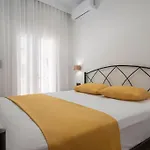 Fractals Apartment